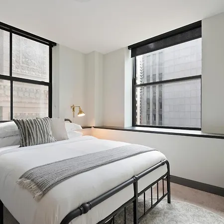 Experience Downtown Chicago At Millennium - Luxury Apartments In The Loop Exterior foto