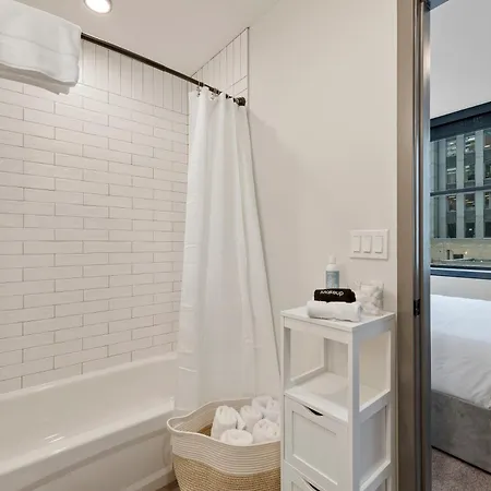 Experience Downtown Chicago At Millennium - Luxury Apartments In The Loop Zimmer foto