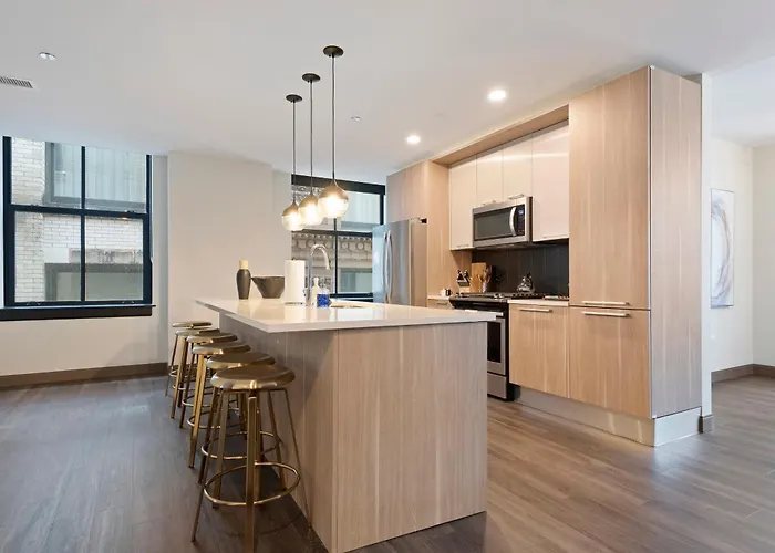 Experience Downtown Chicago At Millennium - Luxury Apartments In The Loop
